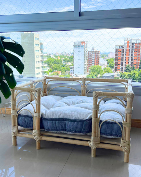 COMBO 2 "Cucha Presidencial + Colchón Simmons + Funda de regalo 70X90cm"